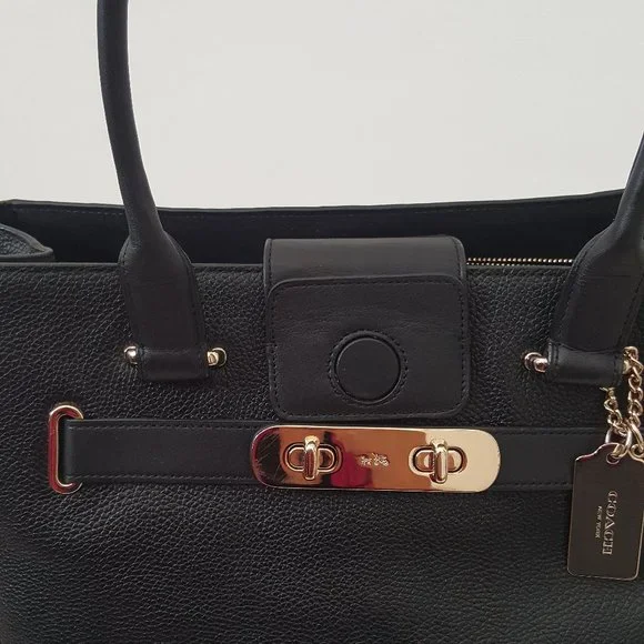 Women's Coach Leather Tote Handbag Purse Color Black! Like New H- 9” W- 13” D-5” - Picture 5 of 13